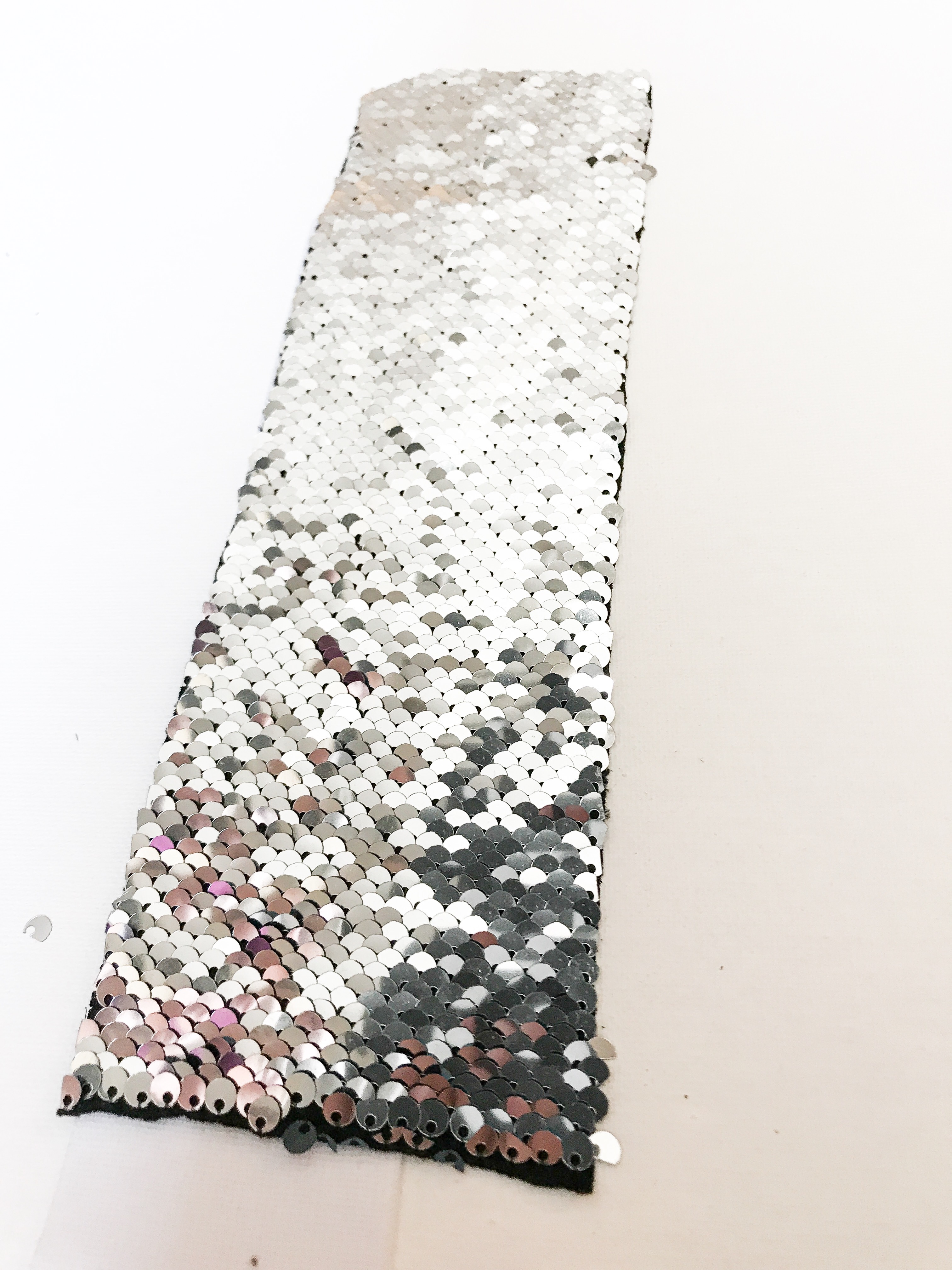 DIY Mermaid Sequin Bracelet