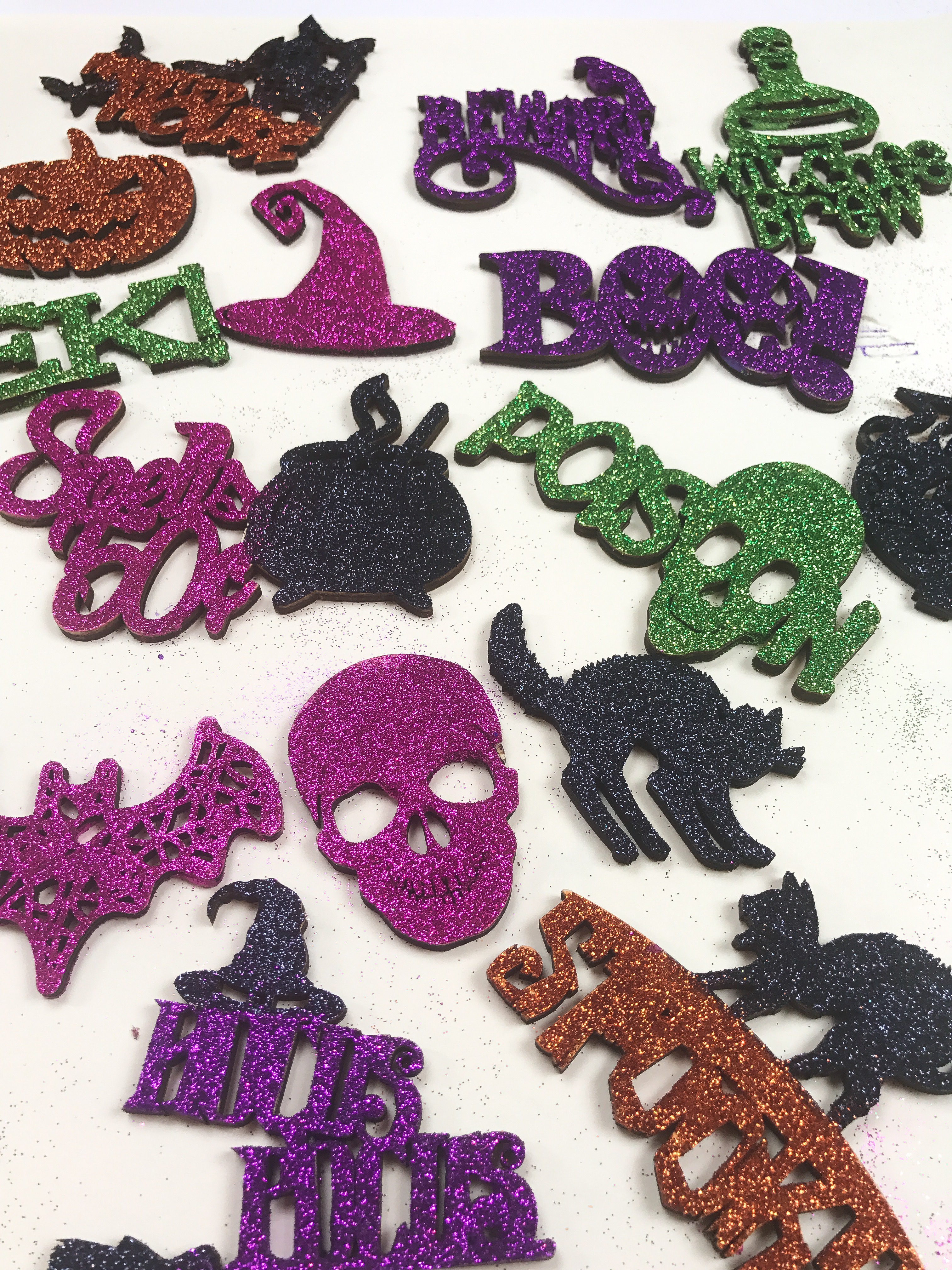 DIY Halloween Glitter Ornaments