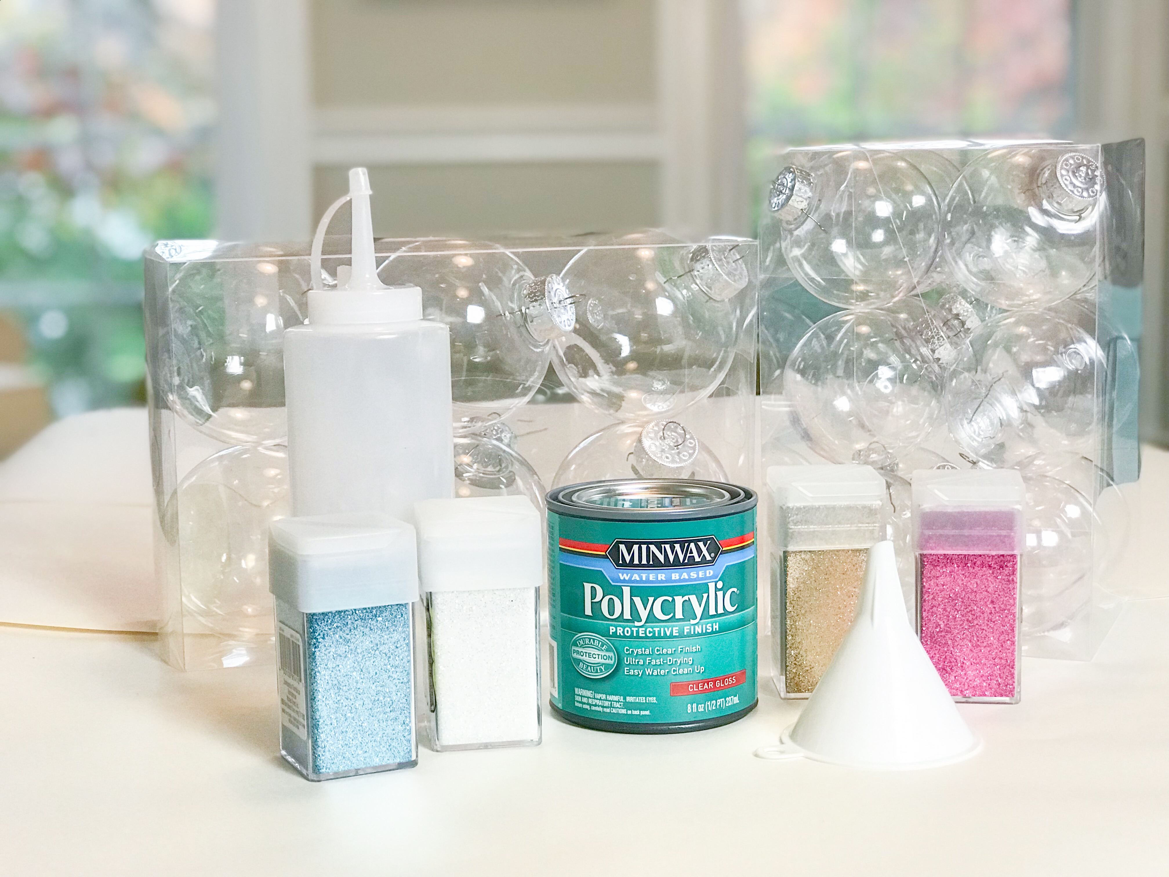 Glitter ornaments, craft, Christmas craft, glitter, kids crafts, Christmas kids crafts