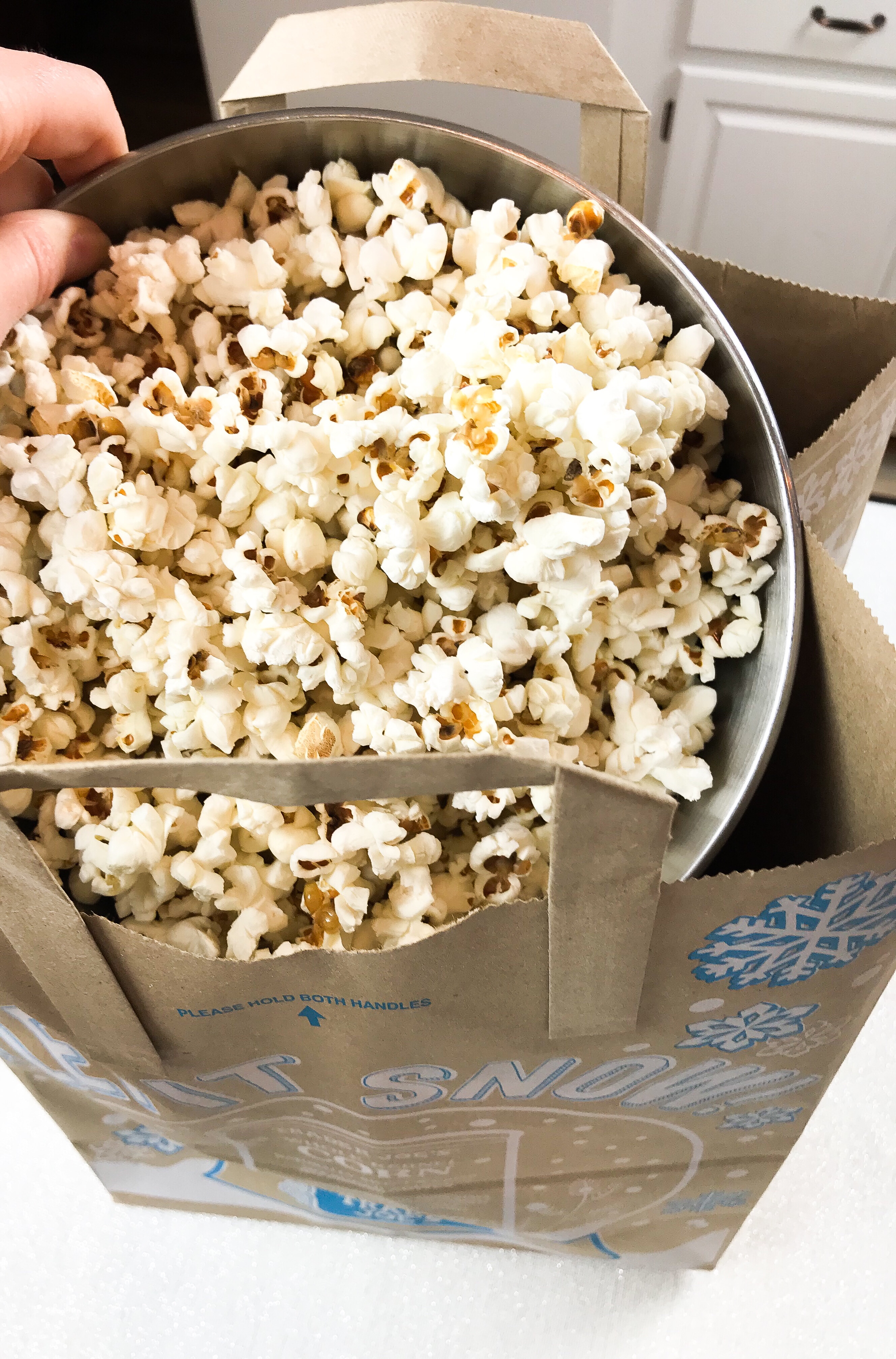 popcorn, caramel popcorn, caramel popcorn recipe