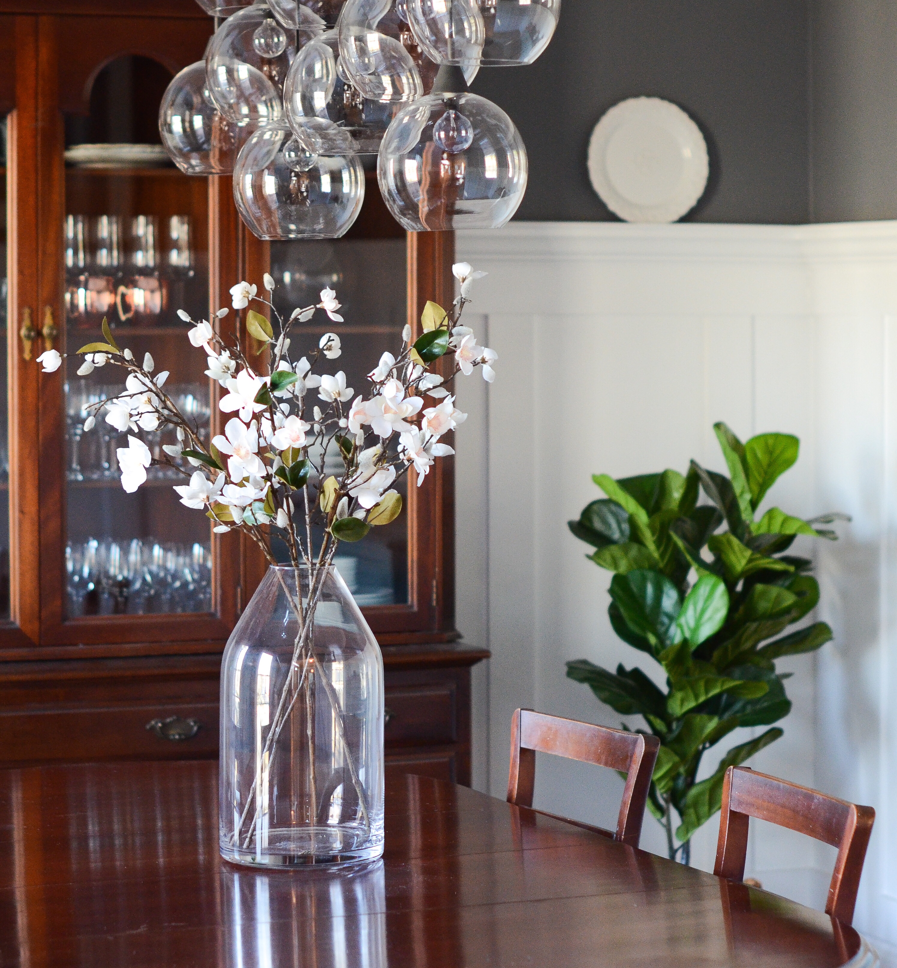 dining room, michaels, fake flowers, artificial flowers, farmhouse style, farmhouse decor, flowers, spring