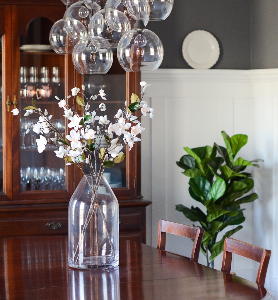 dining room, michaels, fake flowers, artificial flowers, farmhouse style, farmhouse decor, flowers, spring