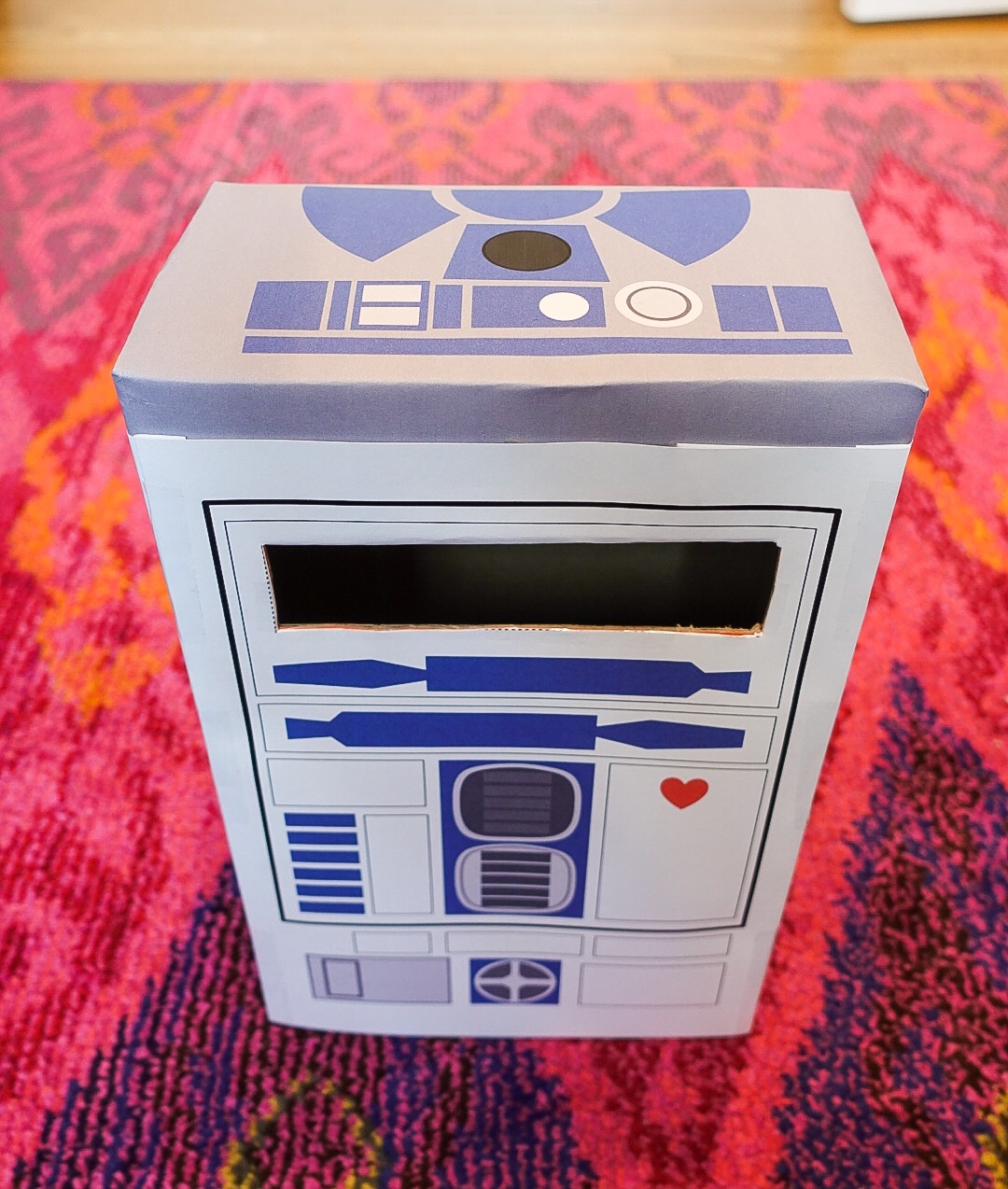 R2D2 valentine mailbox
