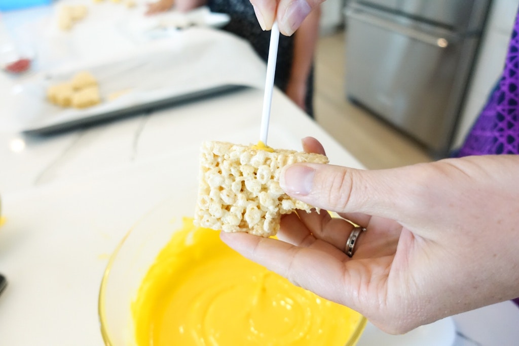South Lumina Style School Bus Rice Krispie Treats
