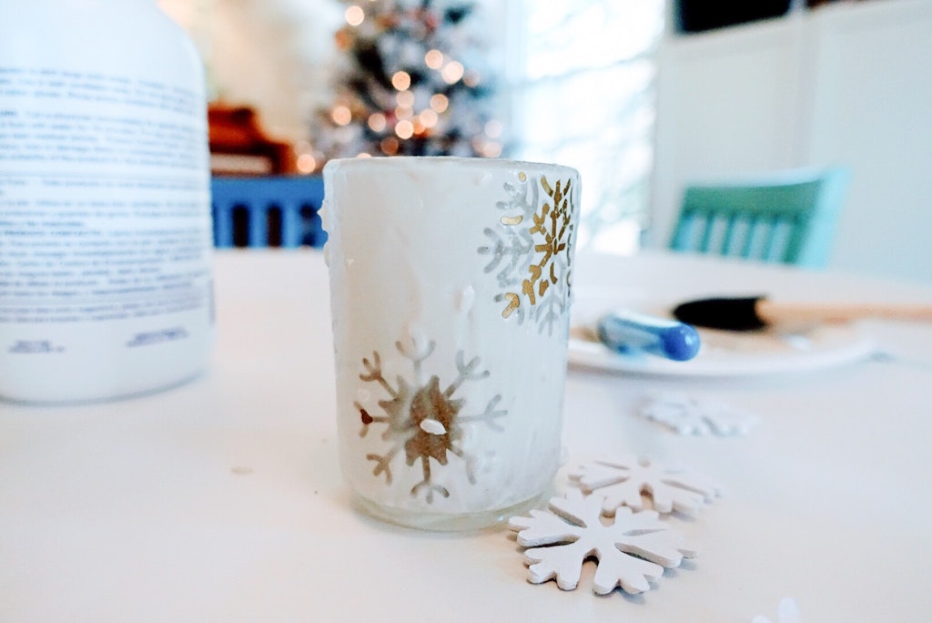 DIY Etched Votive Candle Holders Using Vinyl Decal Stickers 