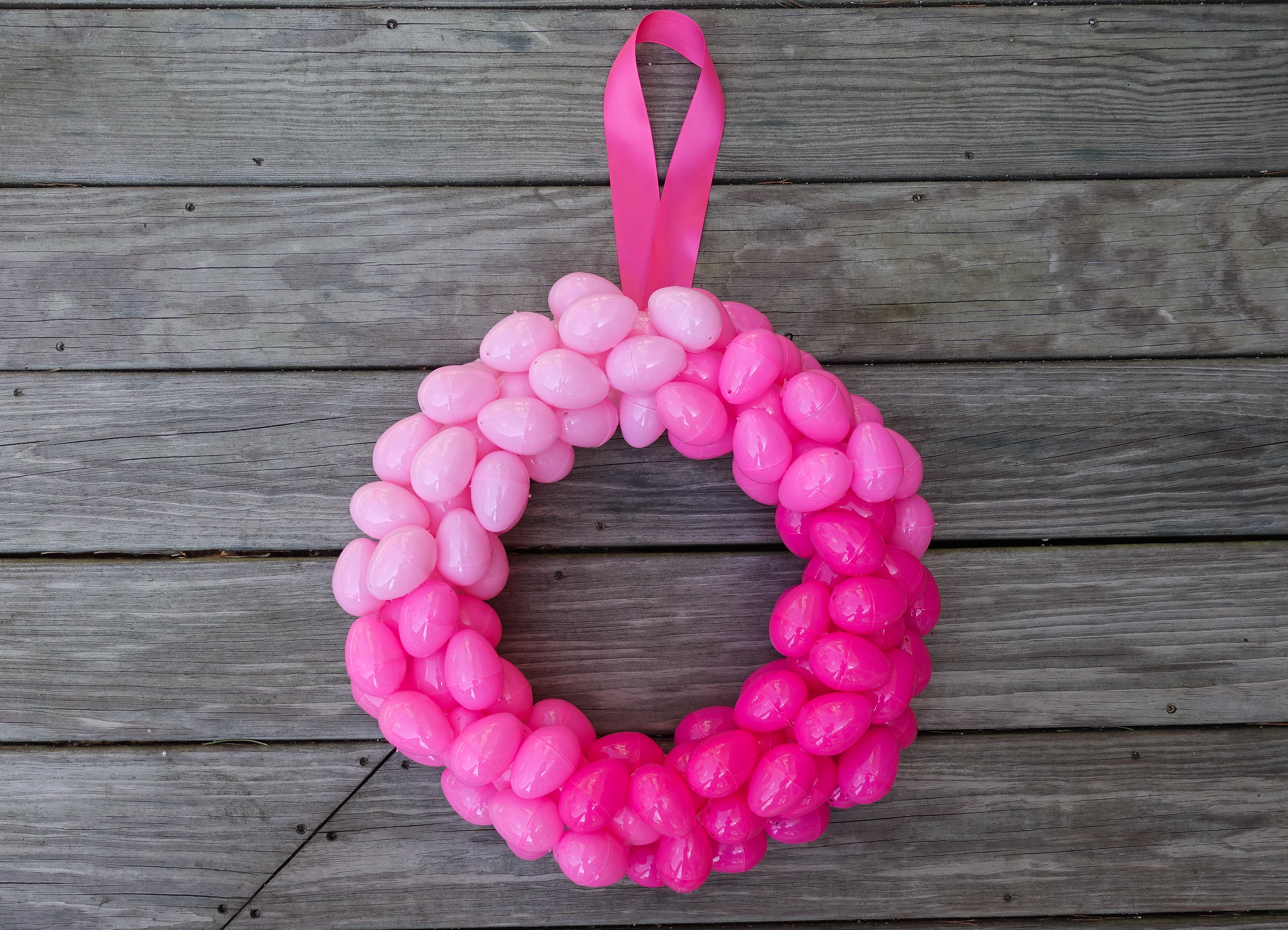 DIY Ombre Easter Egg Wreath
