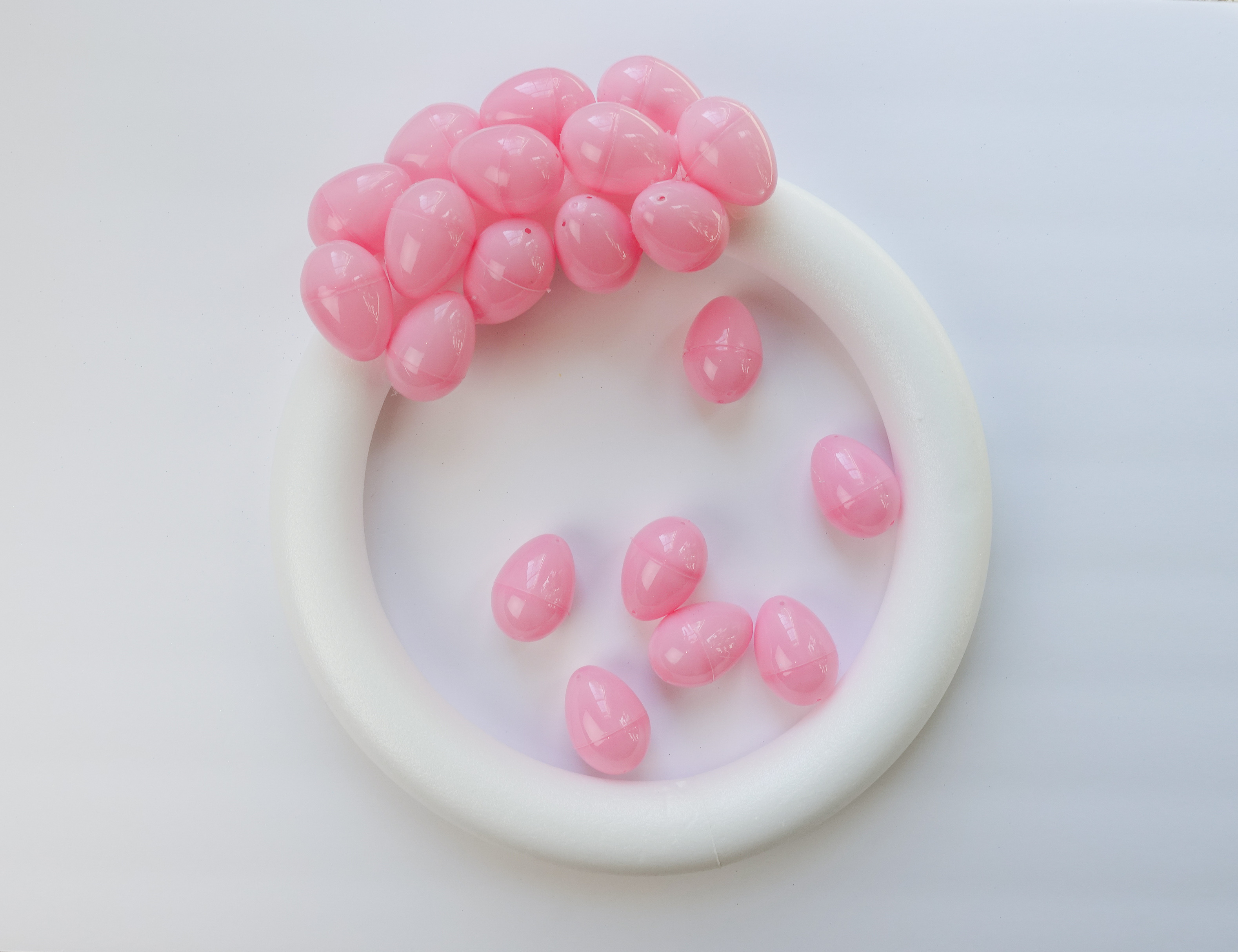 DIY Ombre Easter Egg Wreath