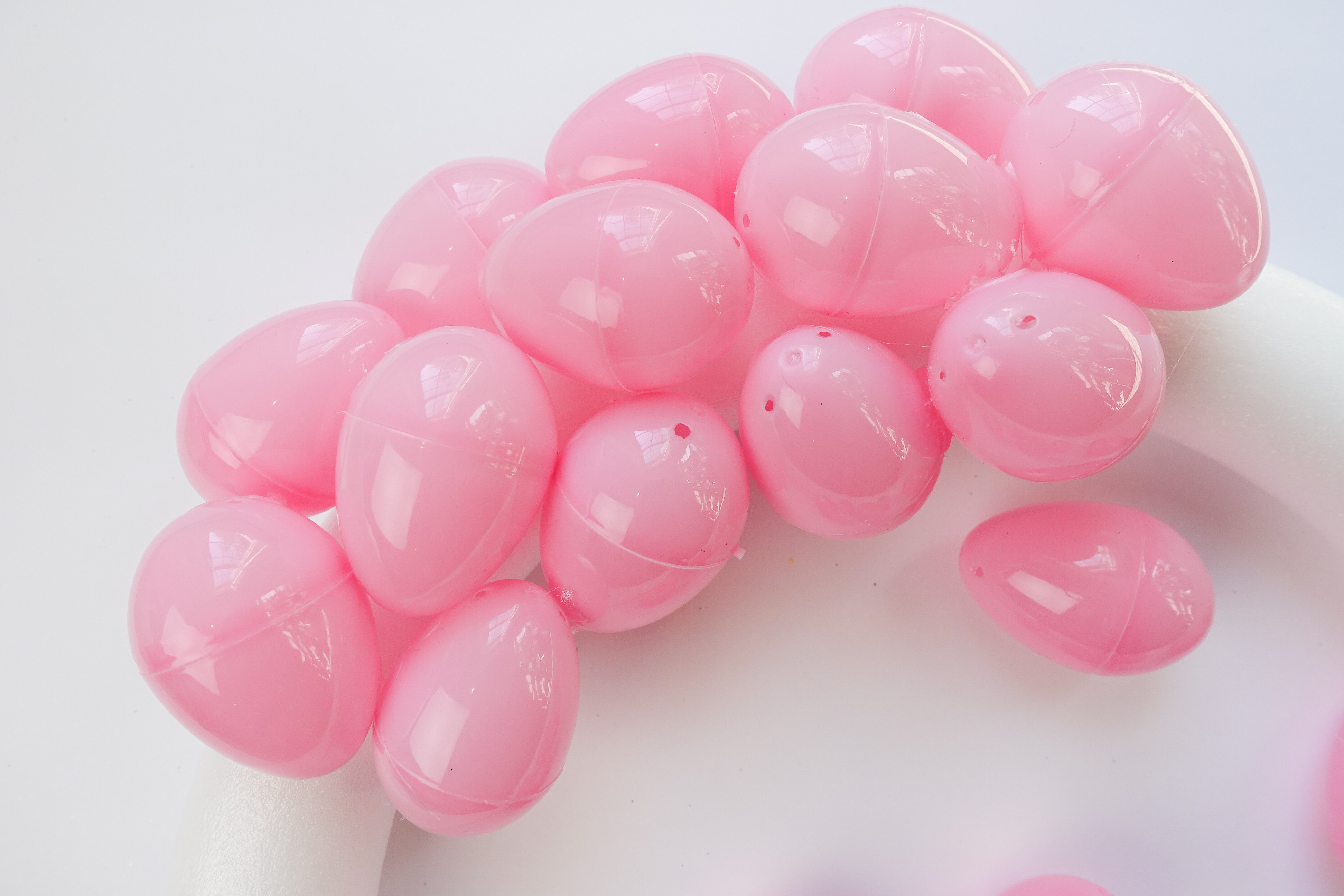 DIY Ombre Easter Egg Wreath 