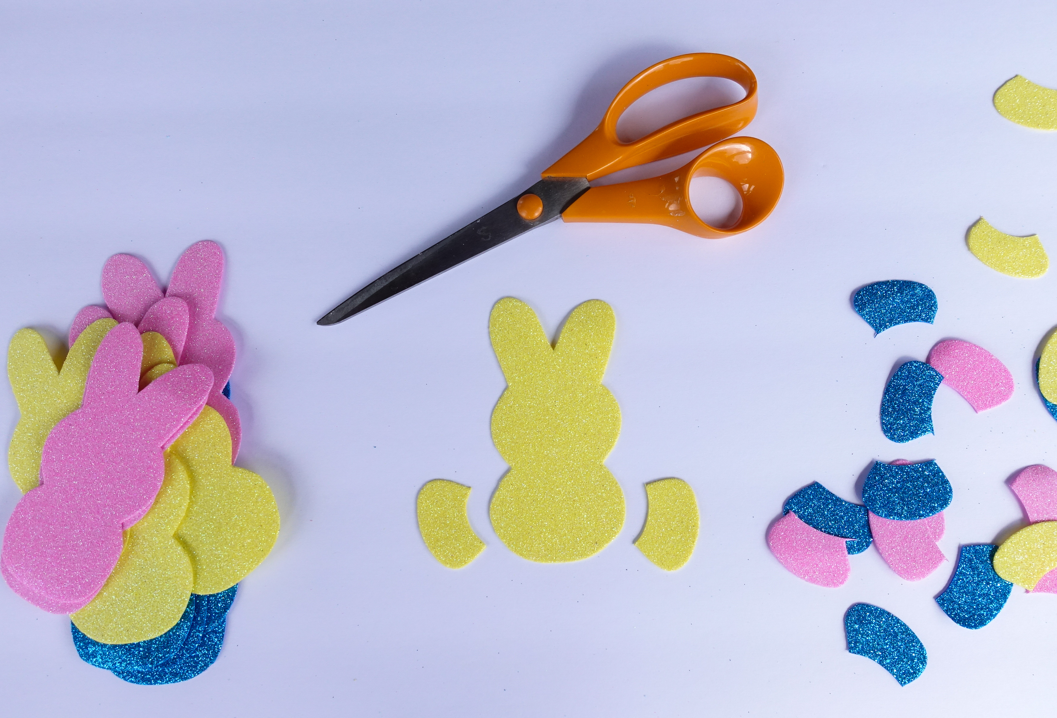 DIY Dollar Store Peep Banner Easter Decoration