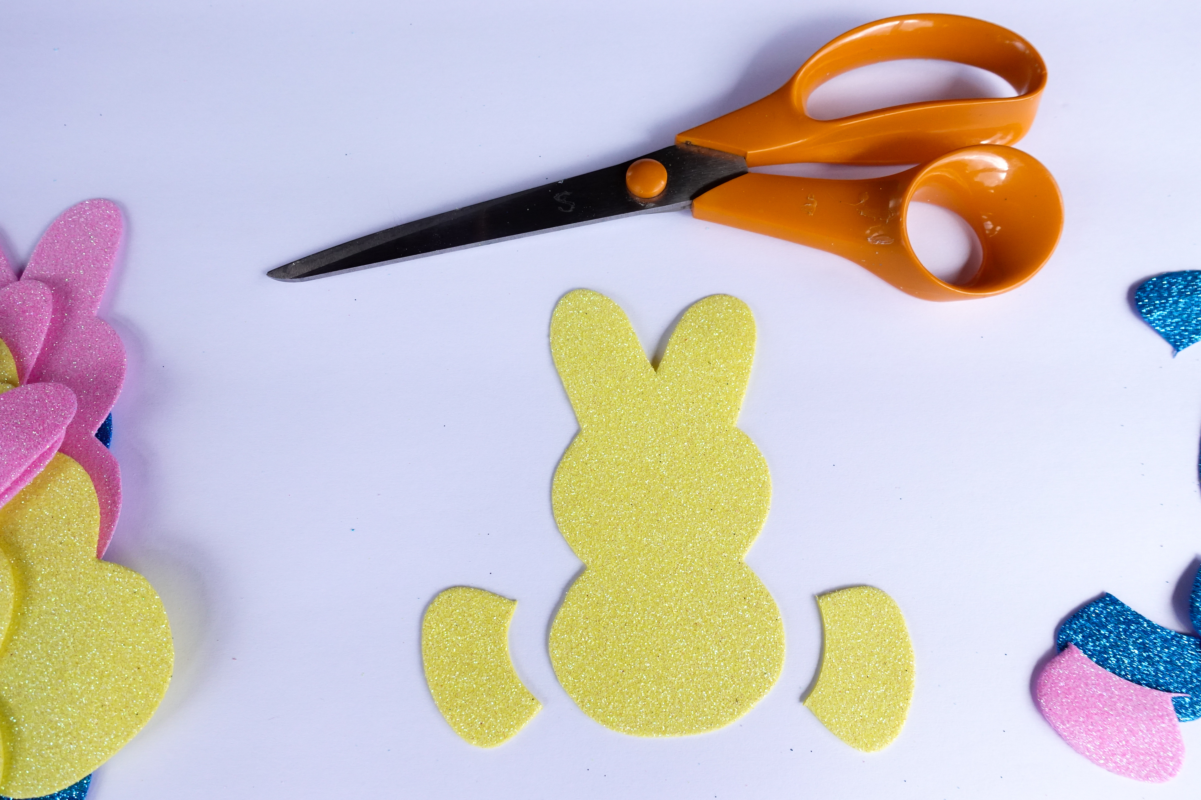 DIY Dollar Store Peep Banner Easter Decoration