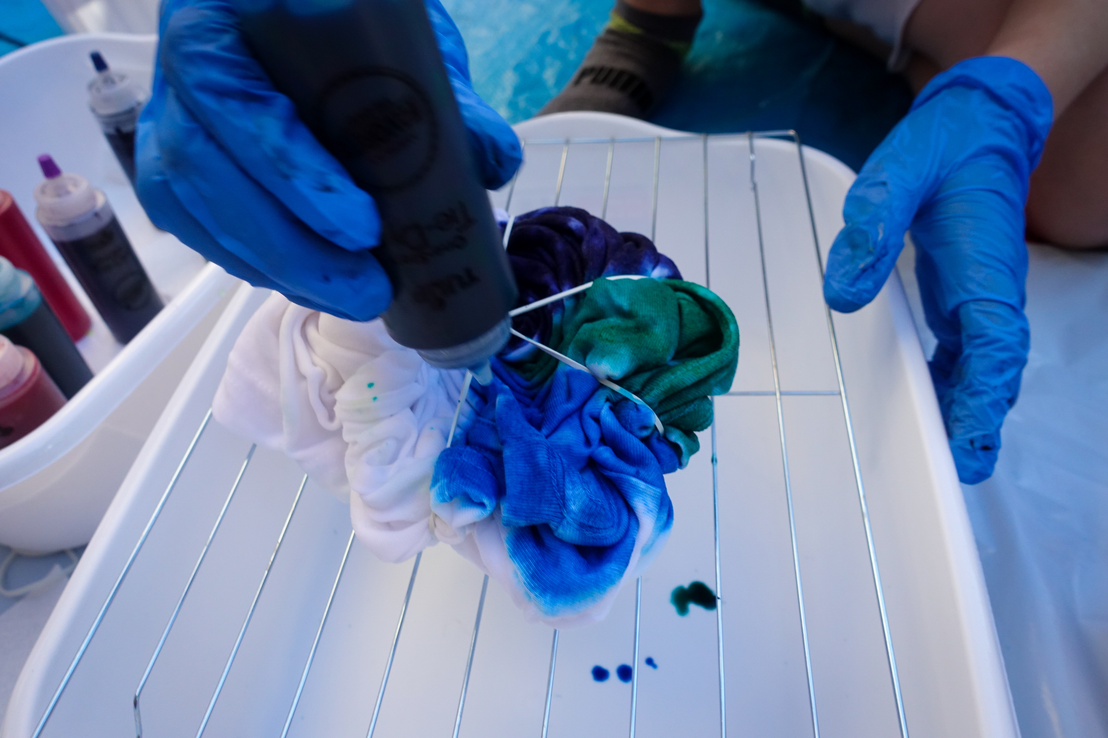 how to tie dye with kids