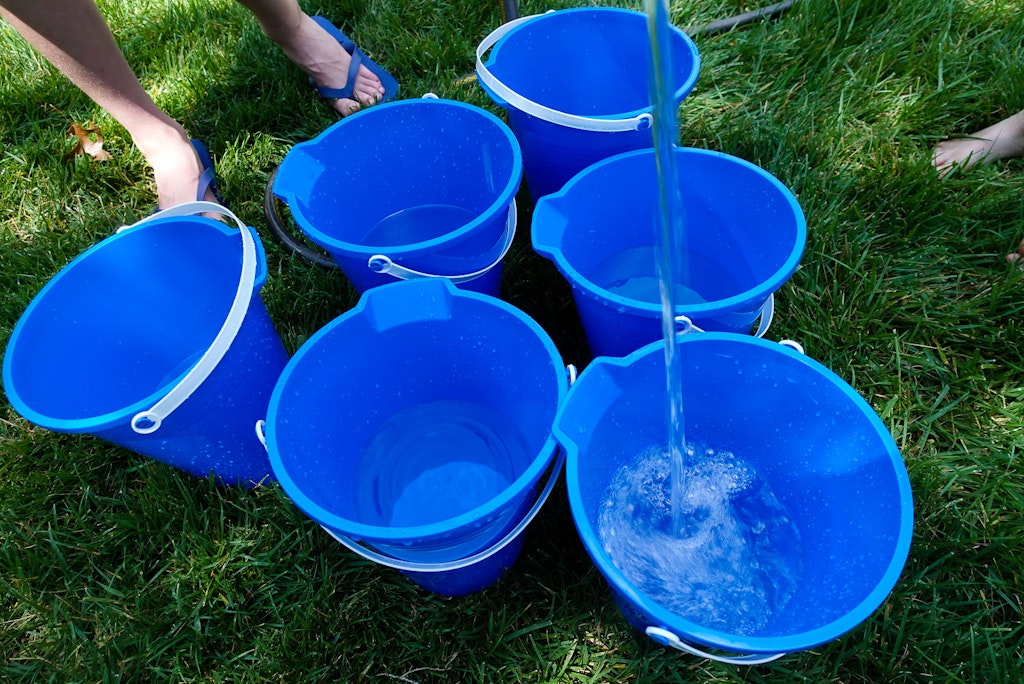 Summer games for kids backyard bucket ball