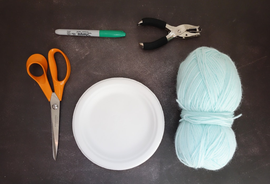 how to make a paper plate dream catcher
