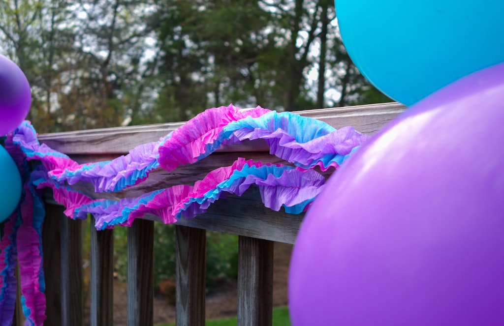 how to make ruffled streamers