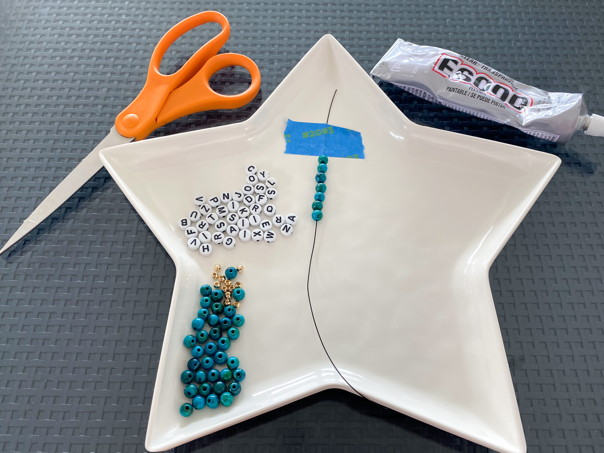 diy beaded letter bracelets