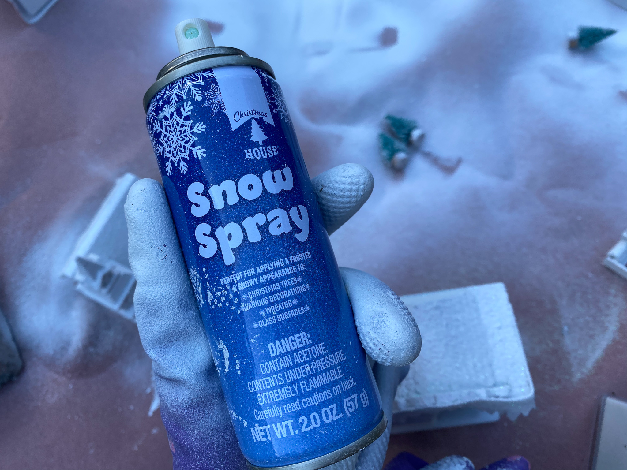 xmas snow spray