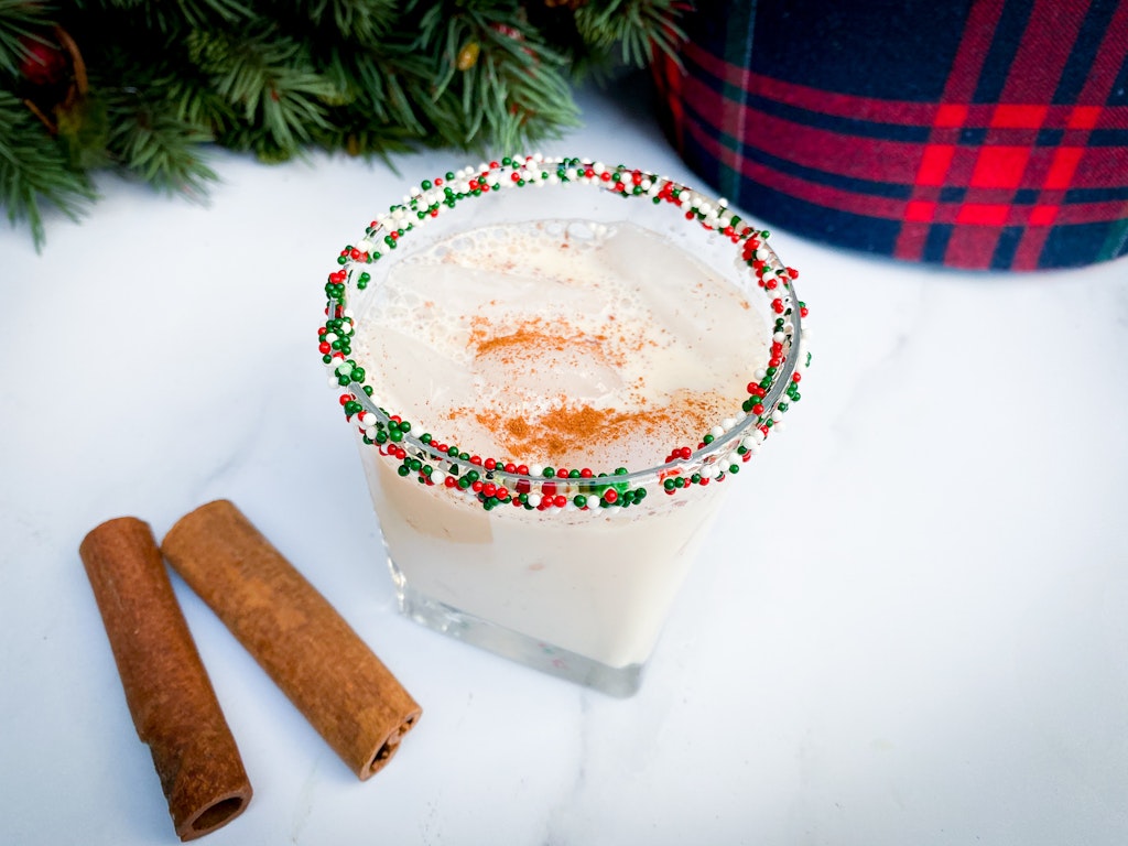 Christmas cookie cocktail recipe