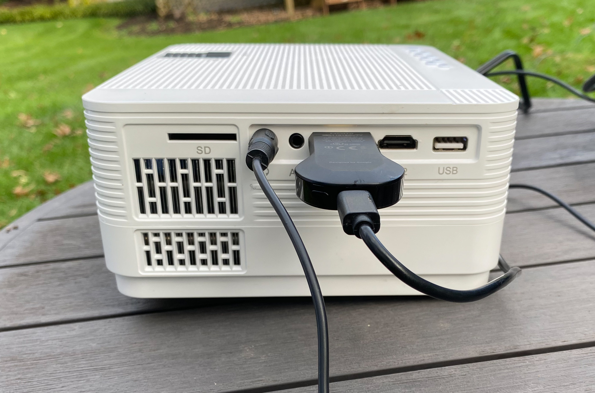 How To Set Up A Backyard Movie Night - South Lumina Style