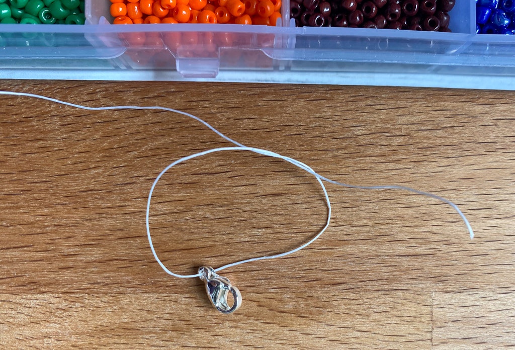 daisy chain necklace