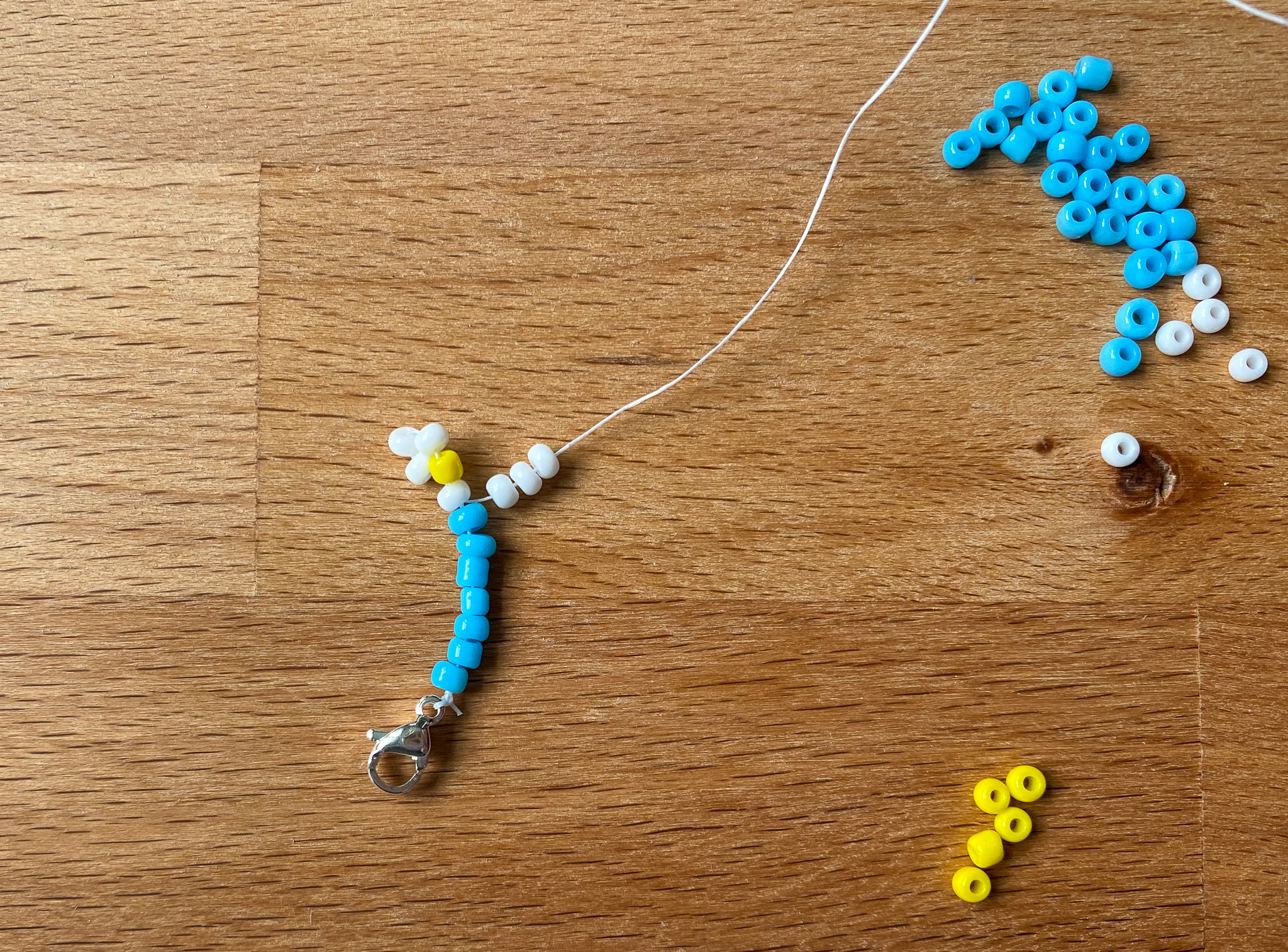 Make Your Own Beaded Daisy Chain Kit