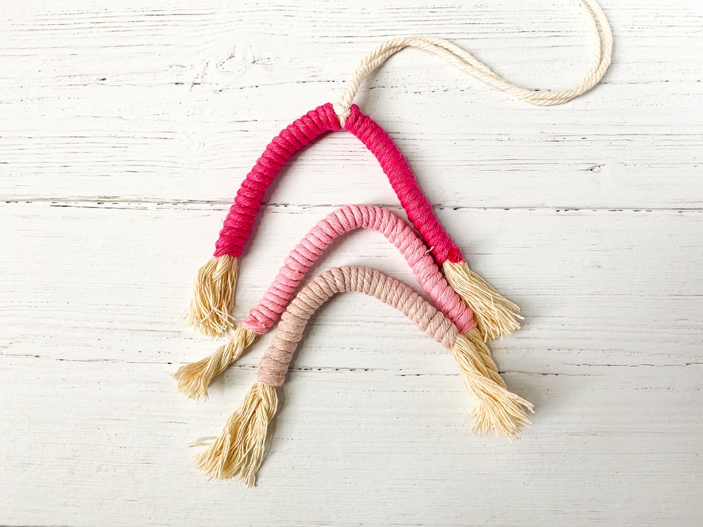 How to make a Macrame Rainbow