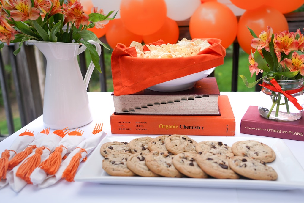 graduation decorations