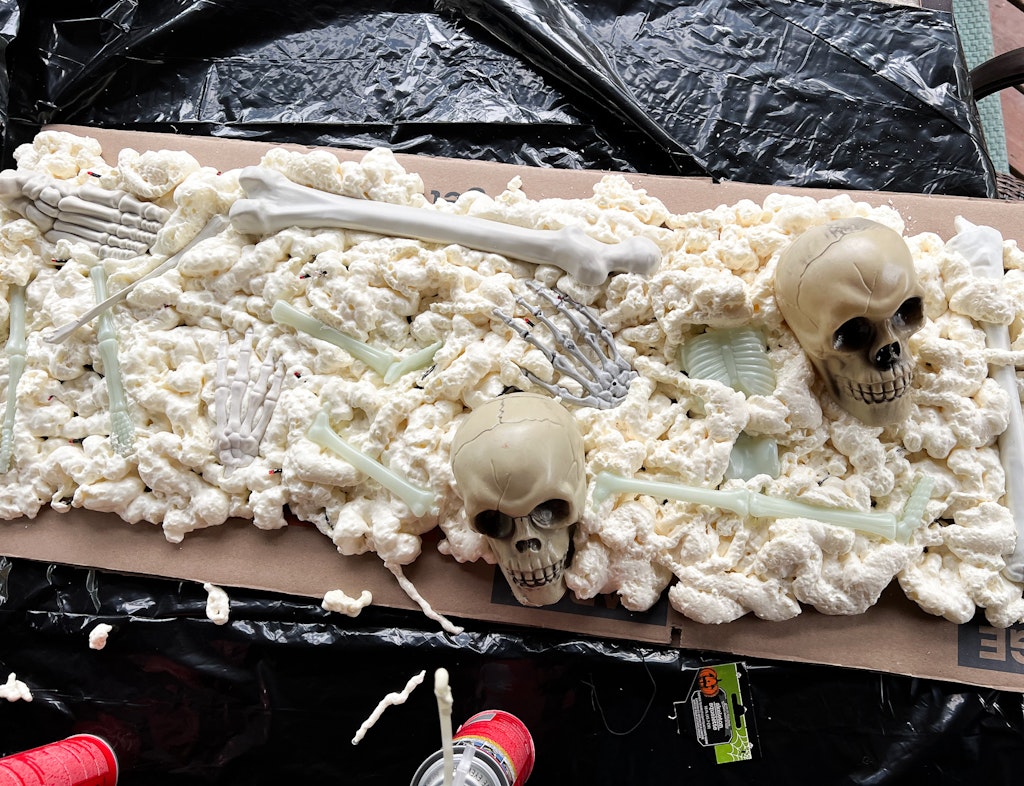 diy halloween table runner